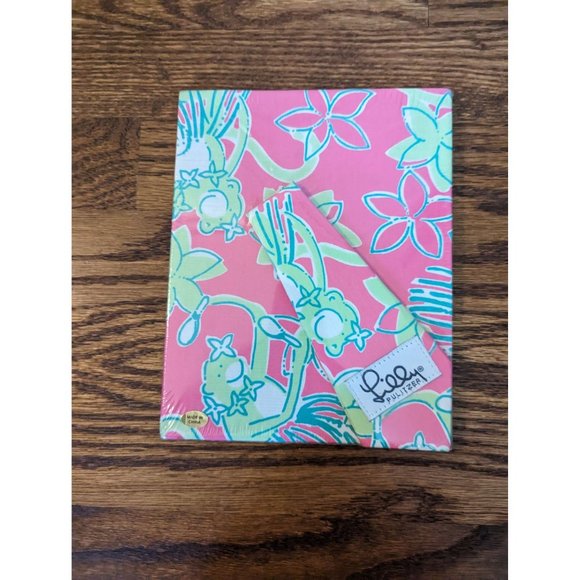 New Lilly Pulitzer Pink and Green Tabletop Fabric 6x4 Frame - Picture 2 of 6